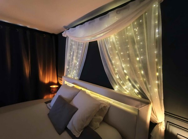 Réveillez votre amour dans une love room en bretagne